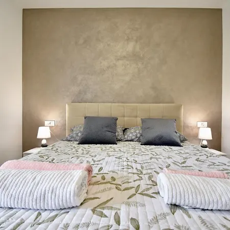 Petra 3*